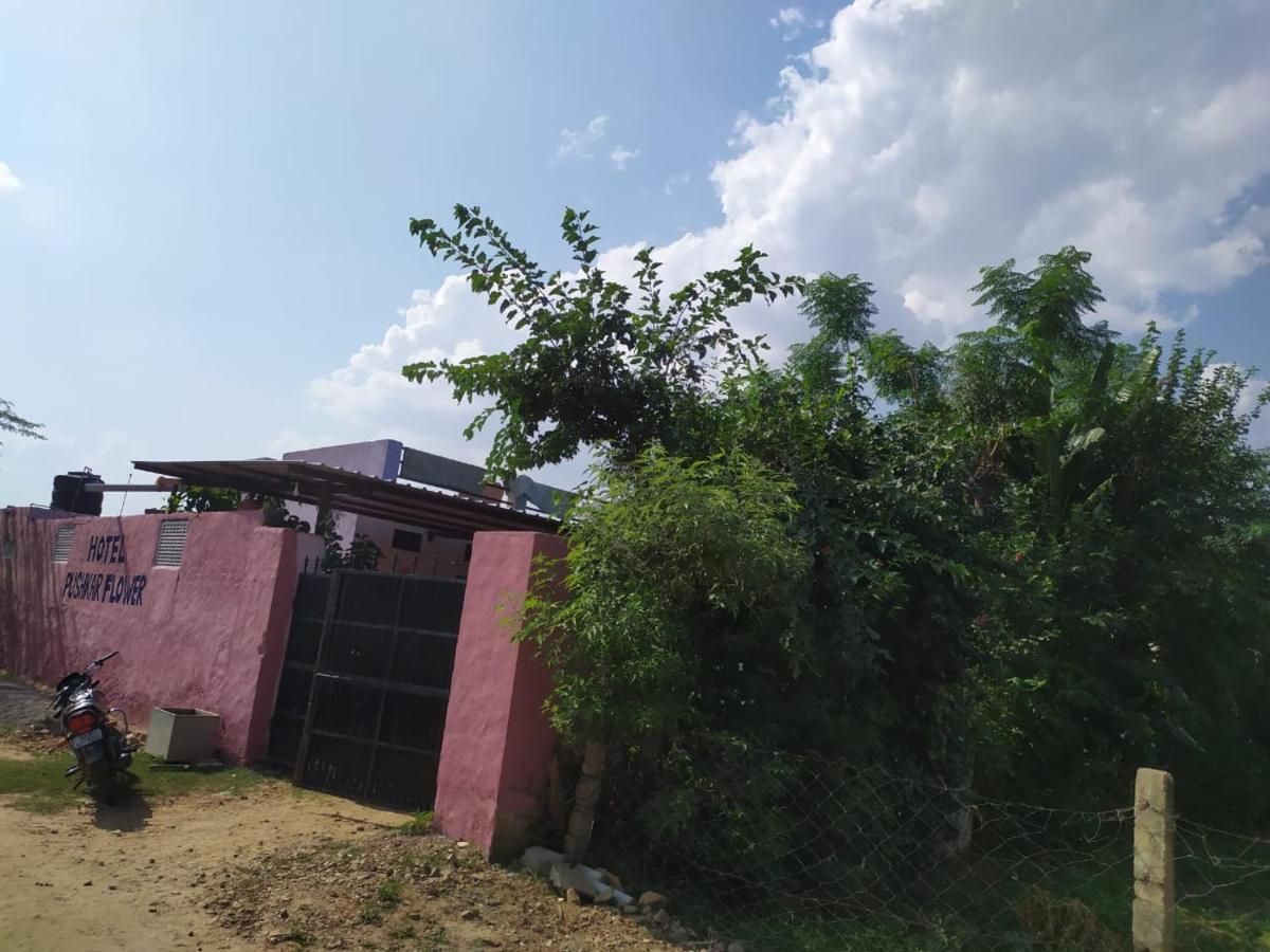 Hotel The Pushkar Flower Exterior foto